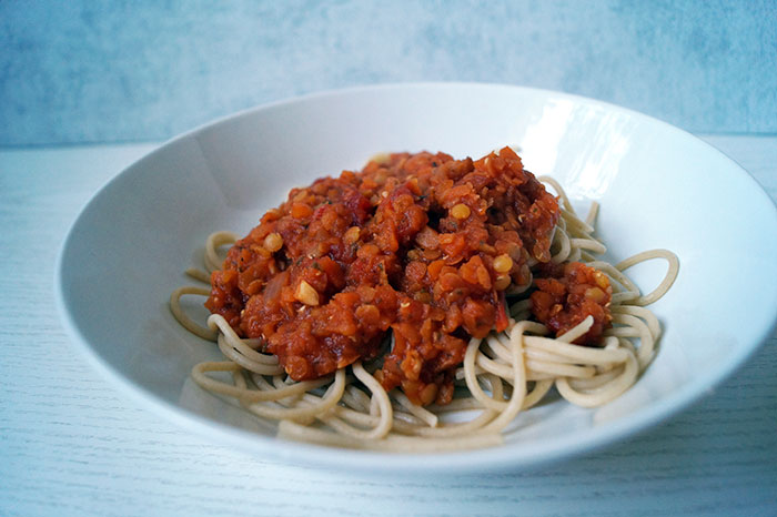 vegane Bolognese mit Linsen | mindfoody